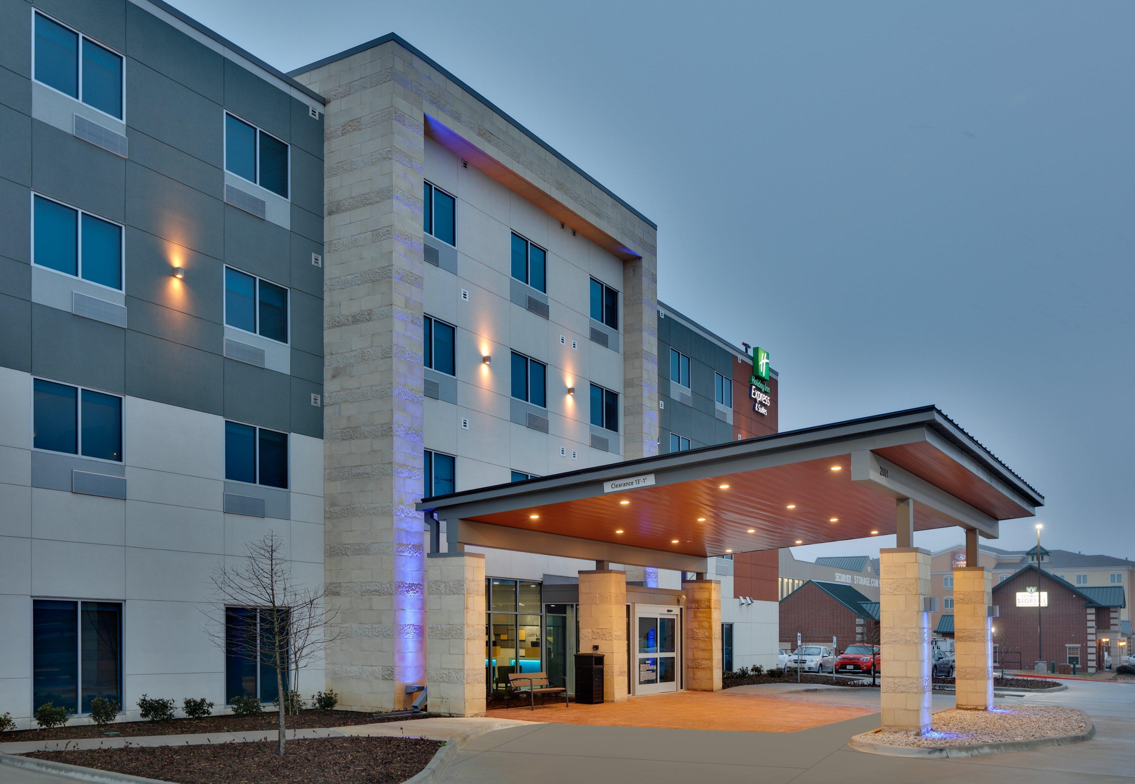 Holiday Inn Express & Suites Plano East - Richardson By Ihg Exterior foto
